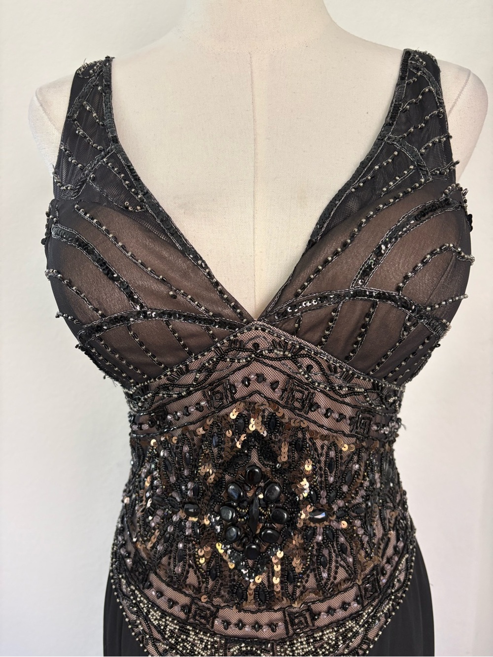 Sue Wong Black Beaded V-Neck Prom Gown - Picture 4 of 12